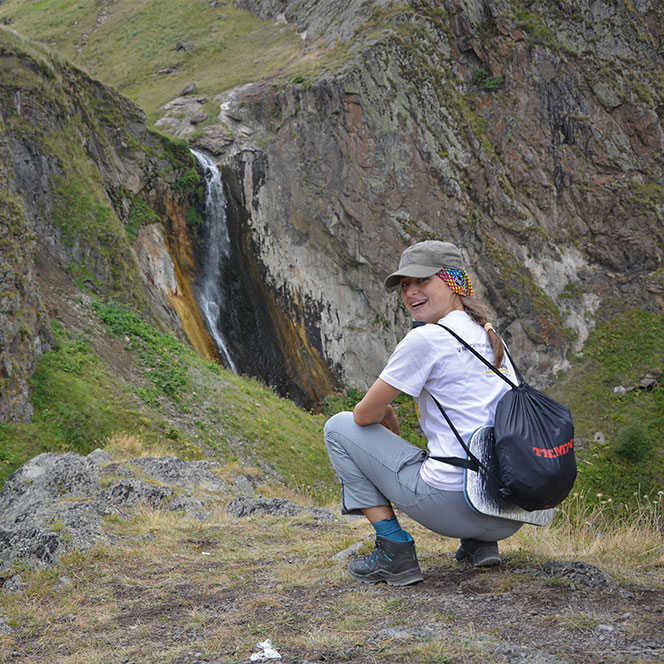 Джилы-Су. Печеночный водопад Эмир