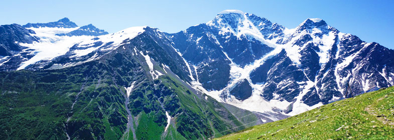 Приэльбрусье горы лето ледник Семерка