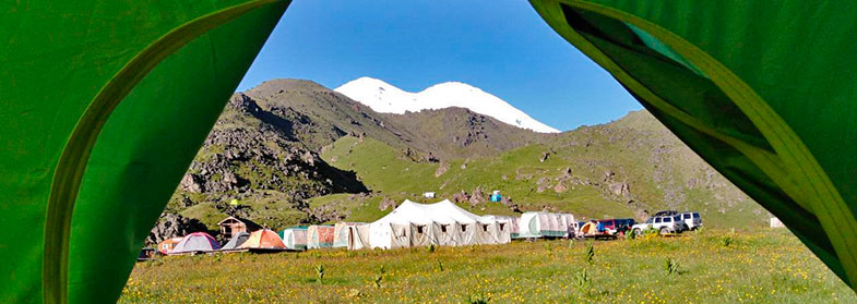 Вид из палатки Эльбрус