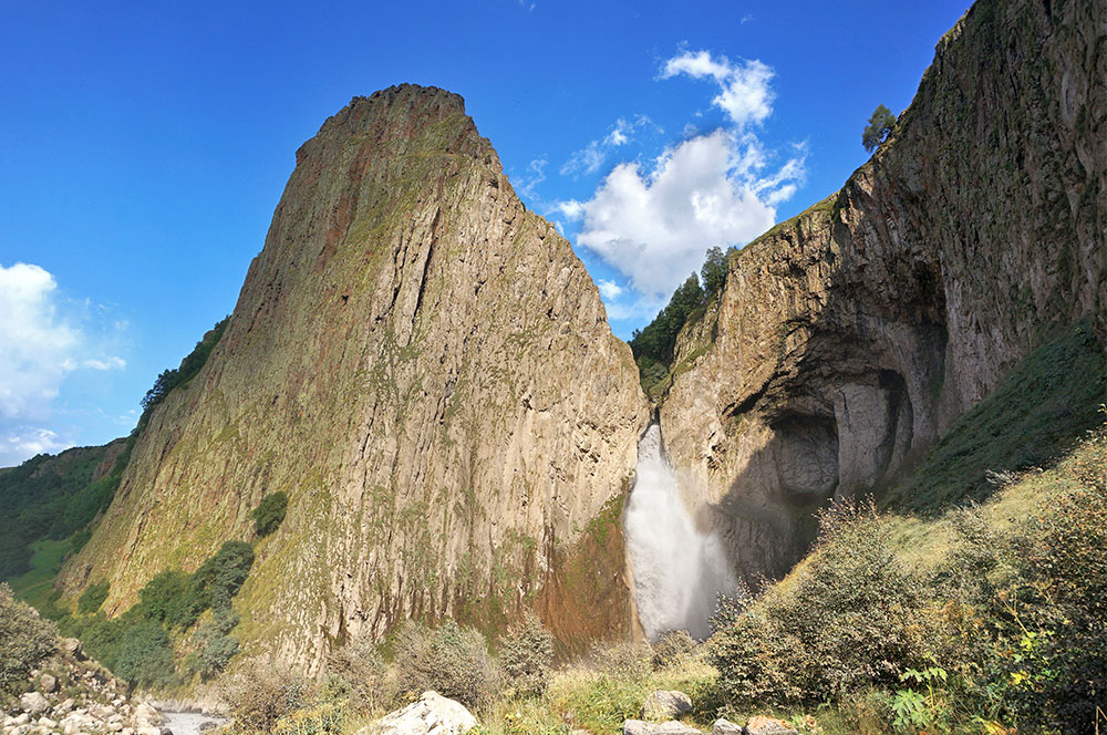 Водопады Джилы-Су экскурсия Кара-Кая-Су