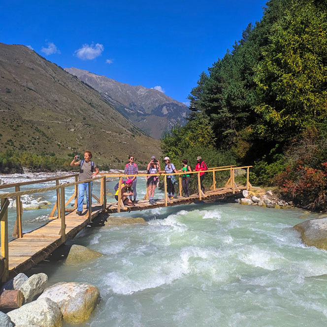 Река Караугомдон туристы мост Дигория