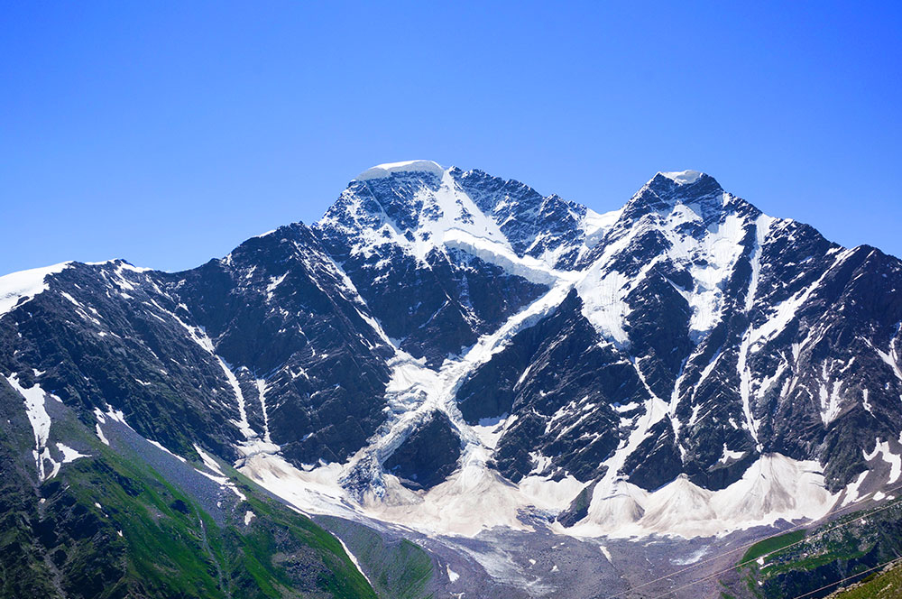 Приэльбрусье гора Накра-тау ледник Семерка лето