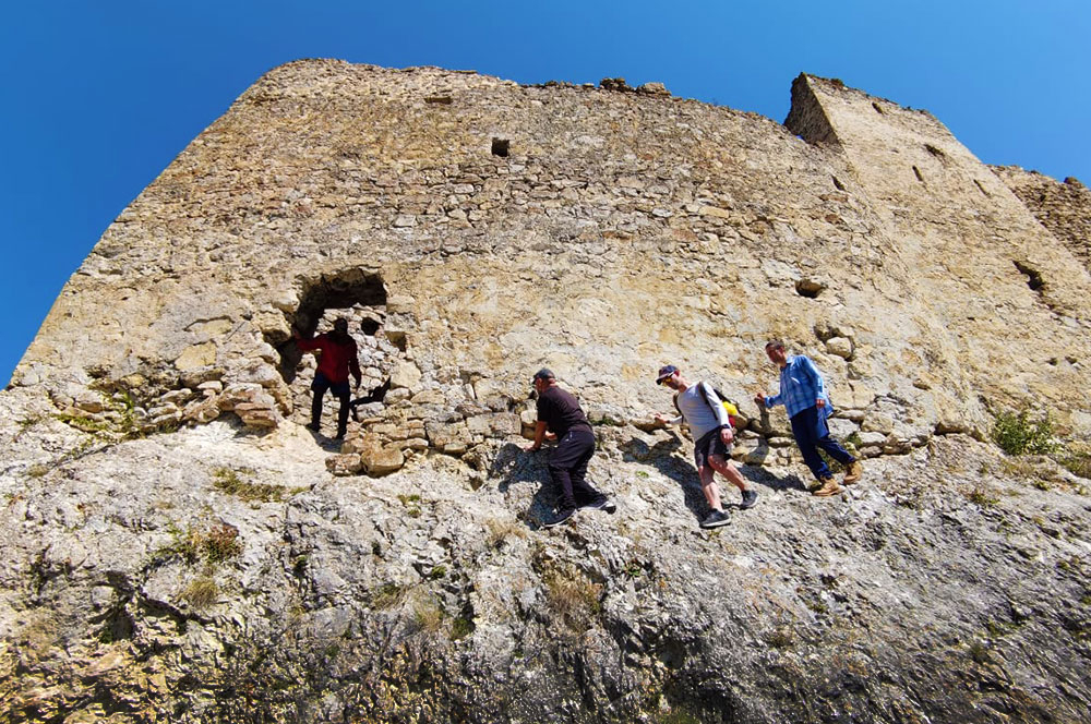 Северная Осетия башня Фрегат оборонительные стены