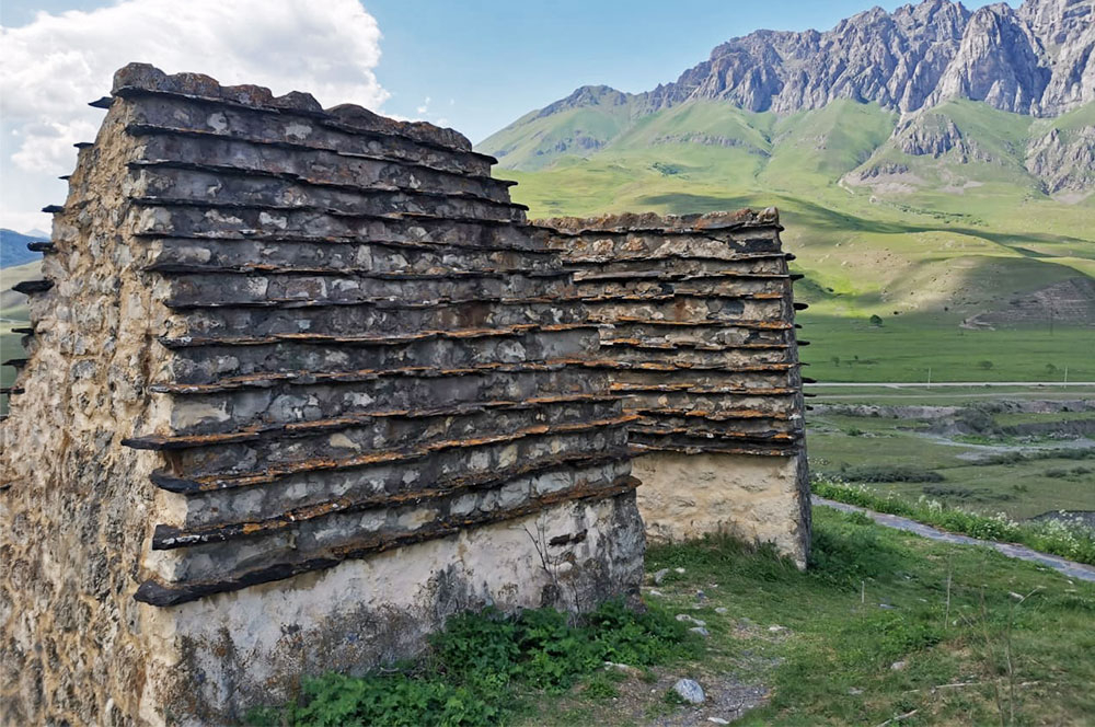 Северная Осетия Даргавс домики с крышами