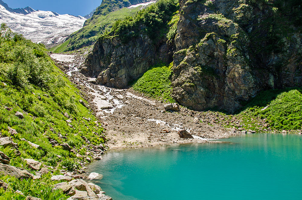 Домбай озеро Кавказ лето