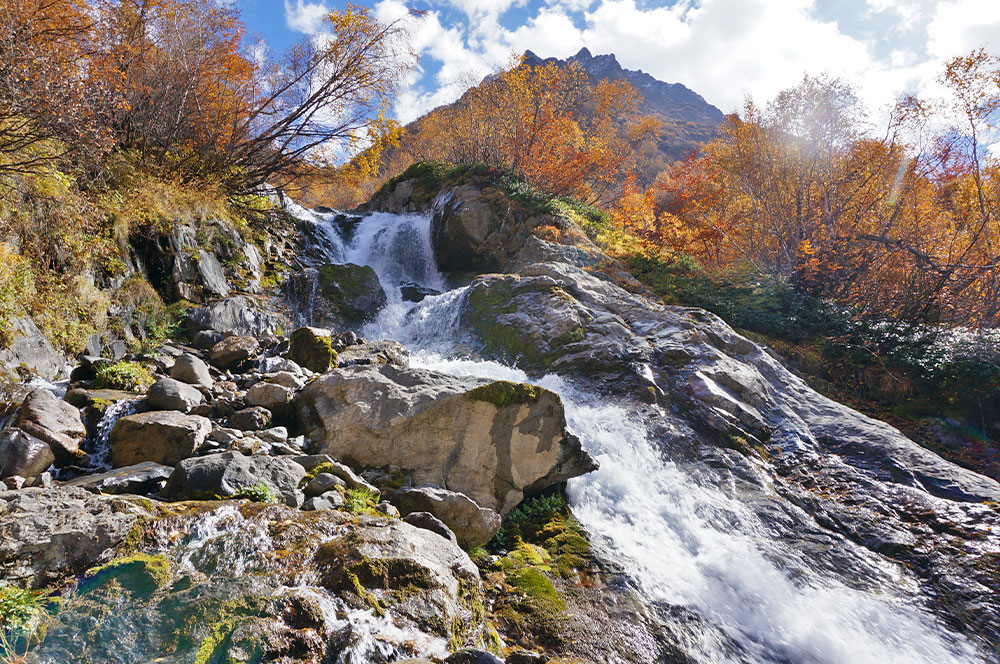 КЧР Кавказ Домбай Чучхурский водопад золотая осень фото