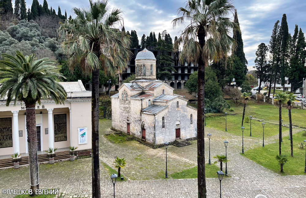 Абхазия Новый Афон храм Симона Кананита  фото