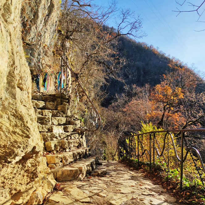 Абхазия осень грот Симона Кананита