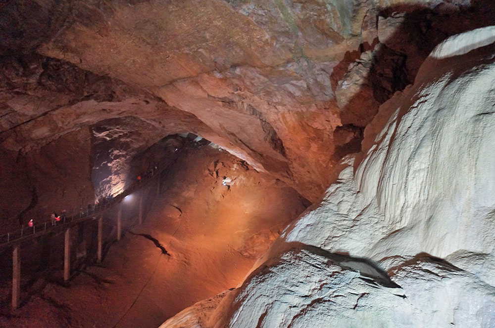 Новоафонская пещера экскурсия фото