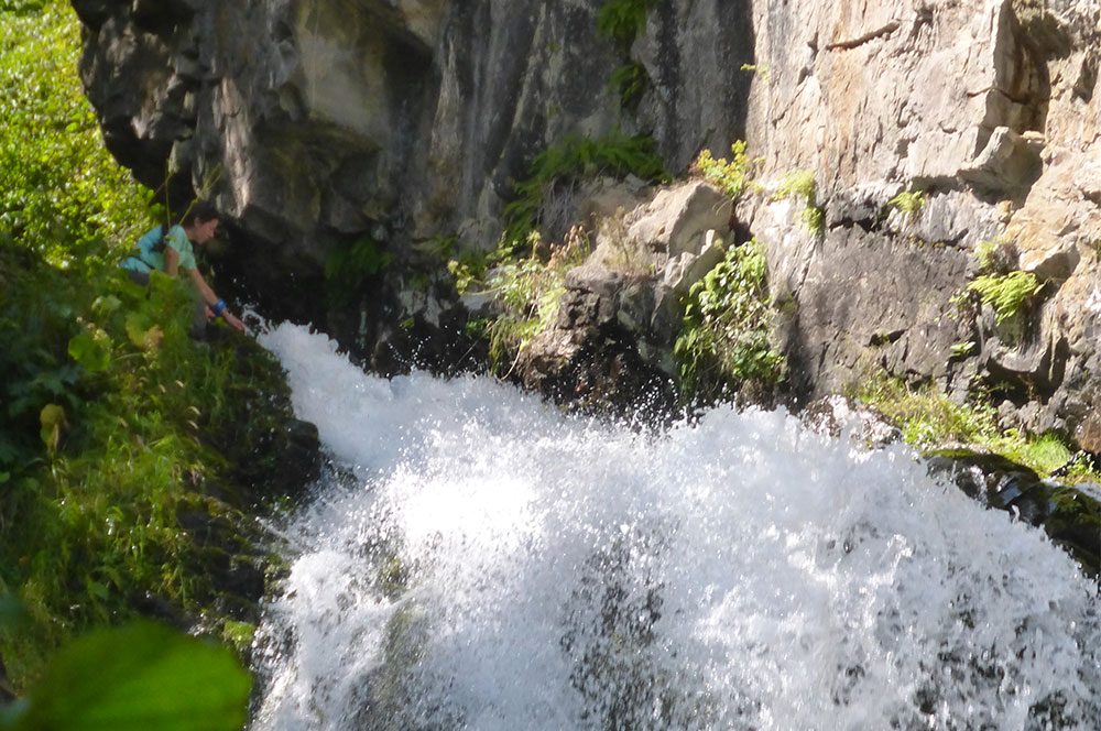 Ляжгинский водопад летом