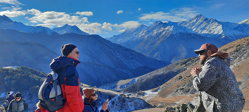 Ингушетия горы туристы зима