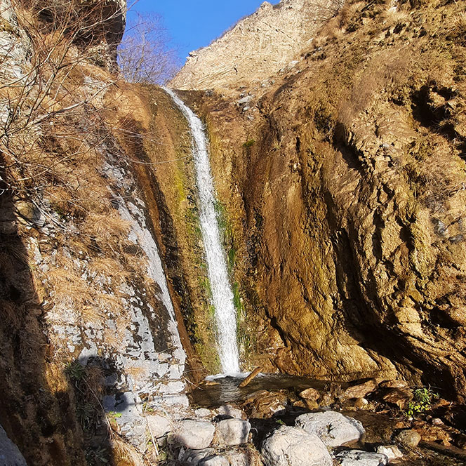Фуртоугский водопад фото летом Ингушетия