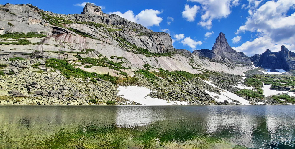 Ергаки озеро Горных духов фотография