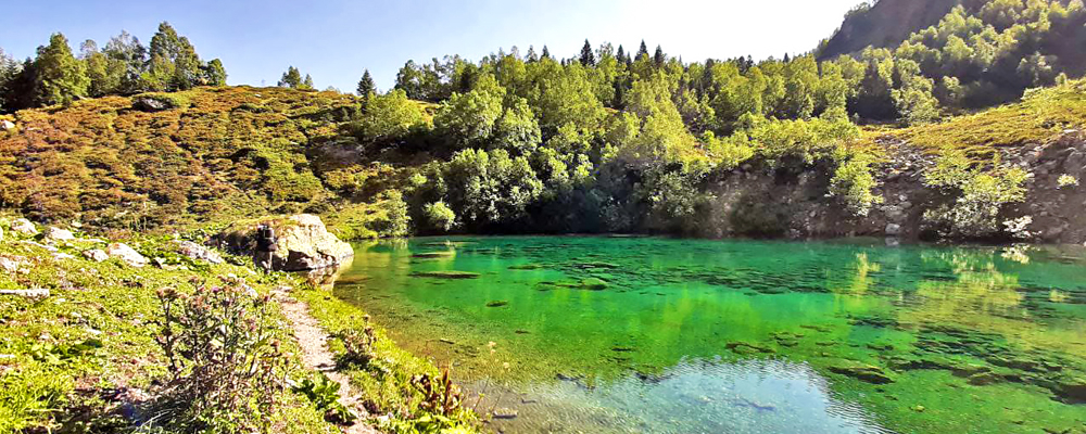 Кавказ Архыз зеленое озеро