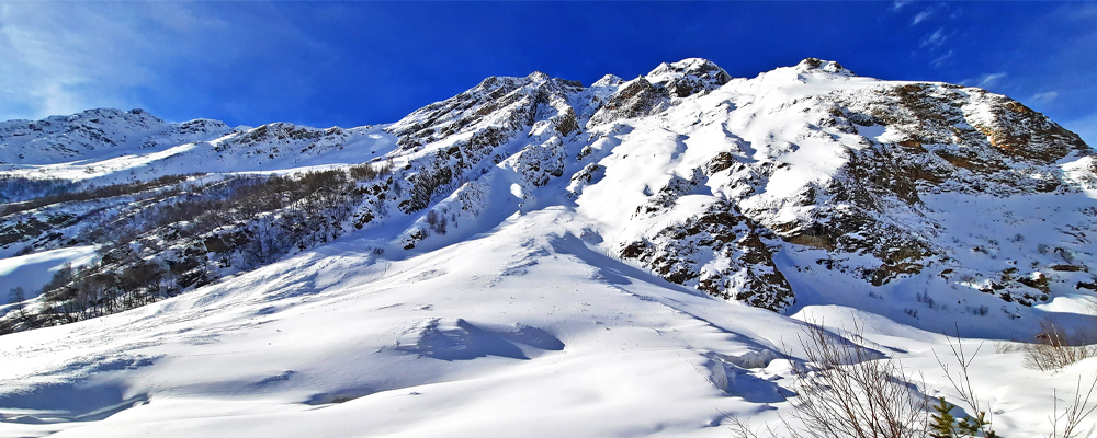 Кавказ гора Чегет зима снег тропа