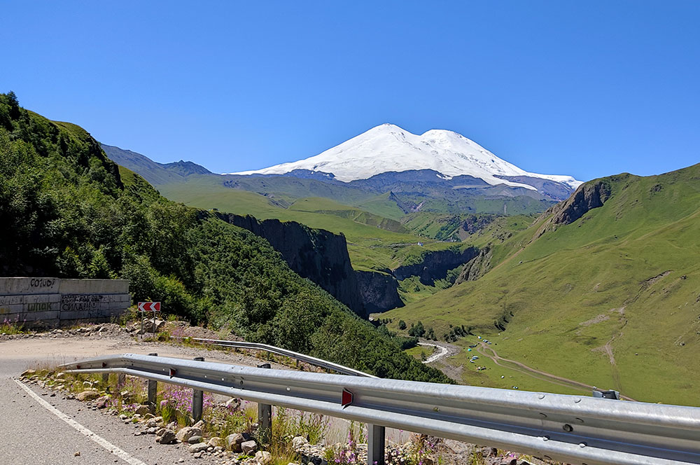 Фото дорога на Джилы-Су гора Эльбрус