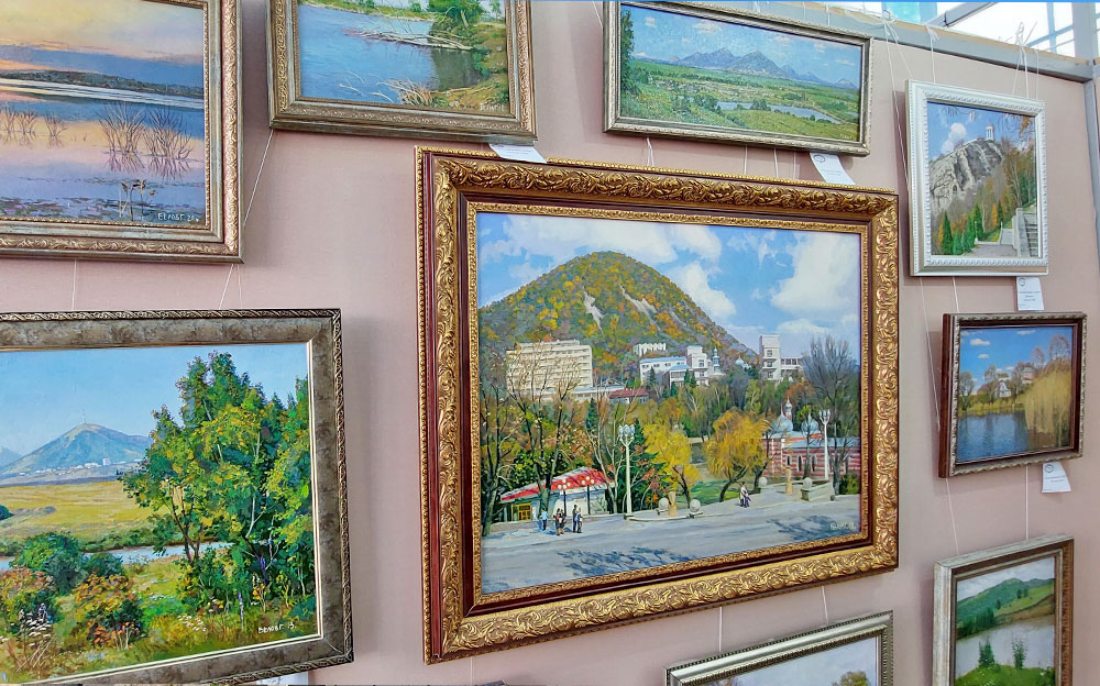 На картине гора Железная Гора Железная картина