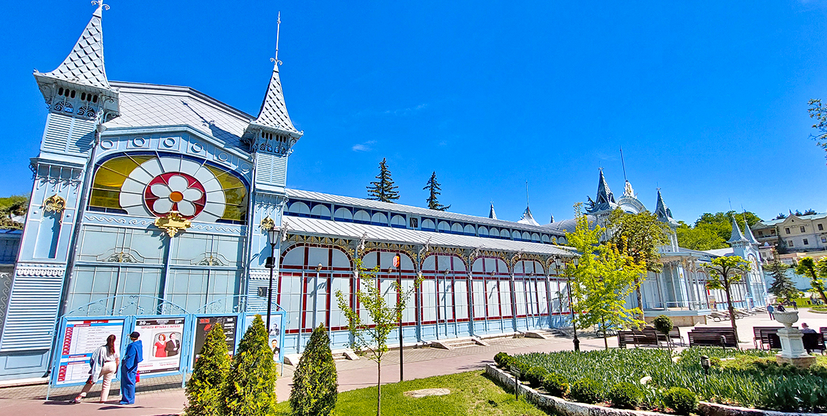 Пятигорск парк Цветник Лермонтовская галерея фото