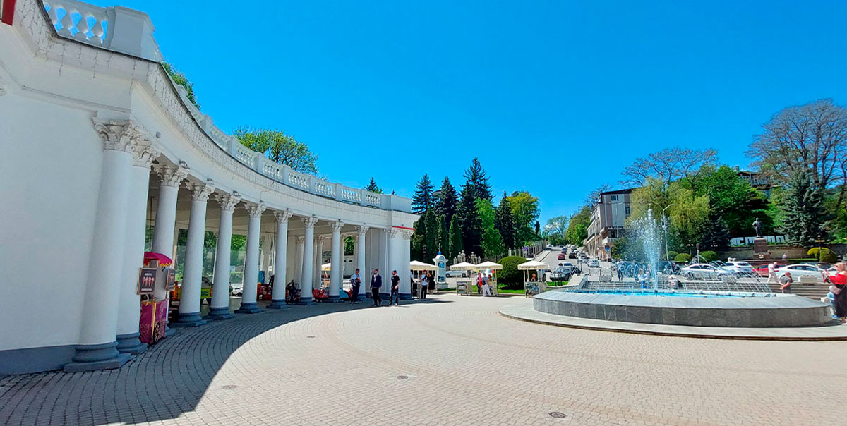 Фонтан Белая колоннада Кисловодск