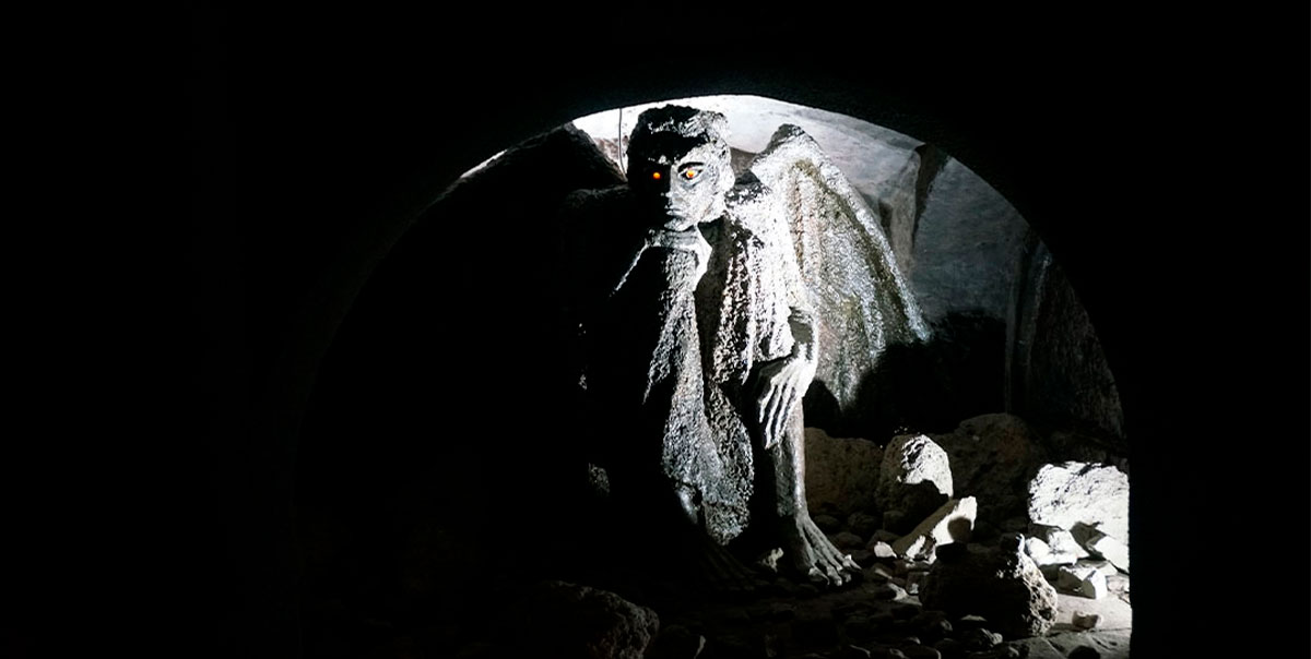 Кисловодск ночь демон подсветка