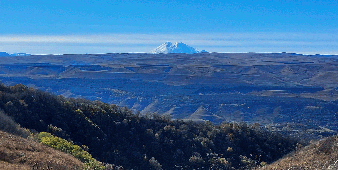 Вид на Эльбрус