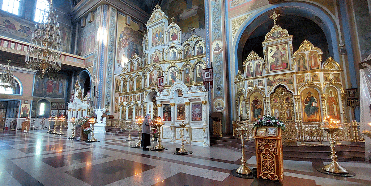 Кисловодск Никольский храм иконостас