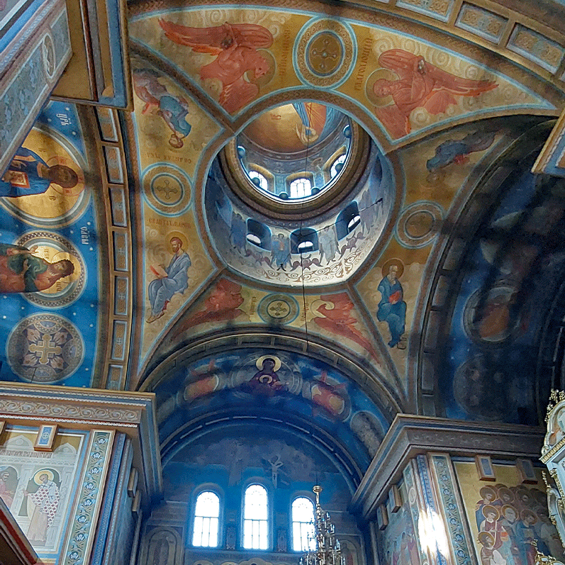 Кисловодск Никольский храм внутри росписи