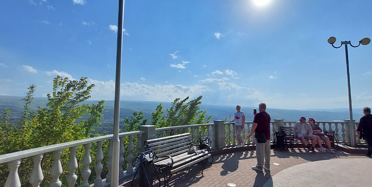 Кисловодск парк лавочка смотровая