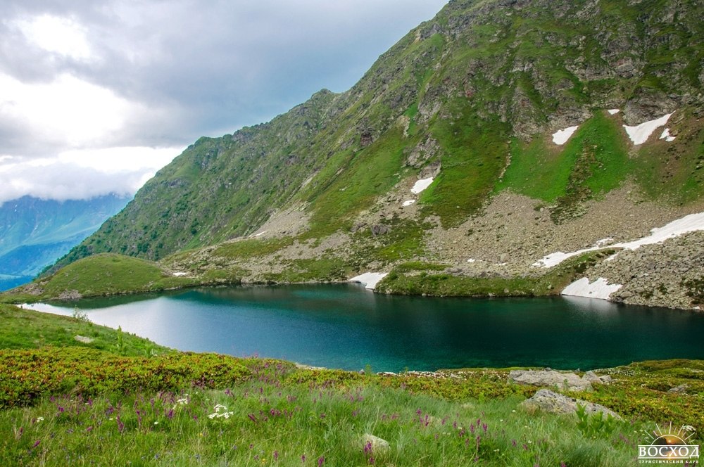Архыз. Дуккинские озера. Озеро Сказка Кавказа