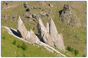 Каменные замки Джилы-Су фотография