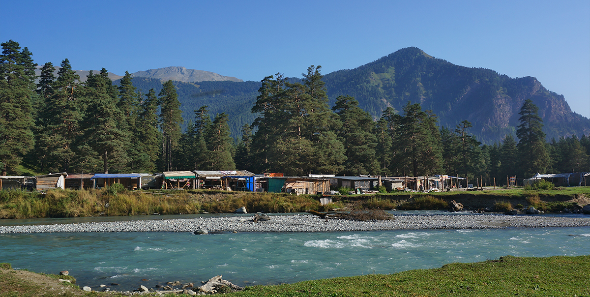 Архыз поляна Таулу рынок горы