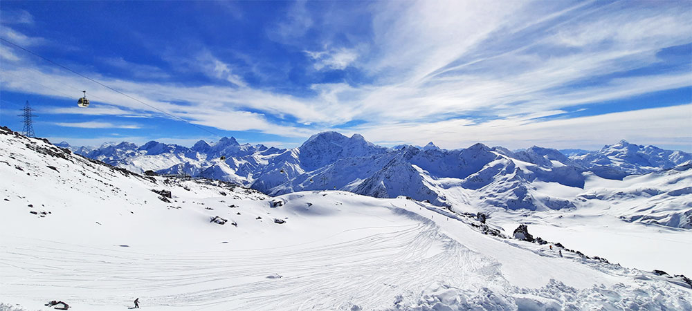 Главный хребет зима горы Кавказ
