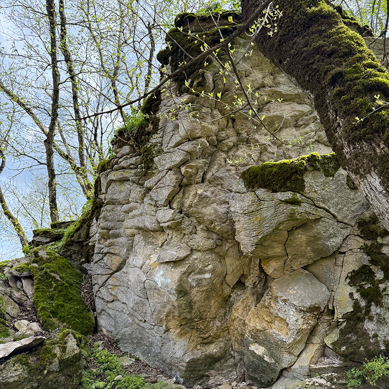 Железноводск: царство скал и легенд Железноводск Селитряные скалы фотография