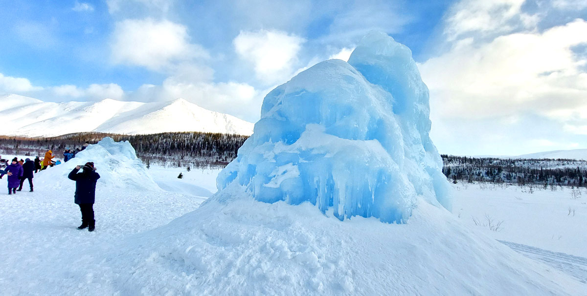 Кировск Хибины снег зима застывший источник