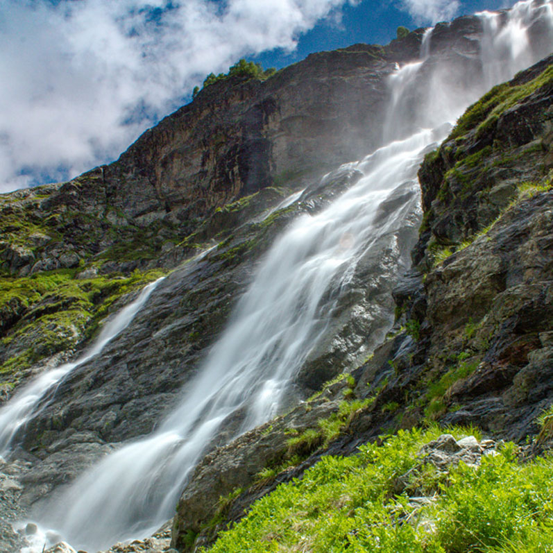 Кавказ Арзыз Софийские водопады летом