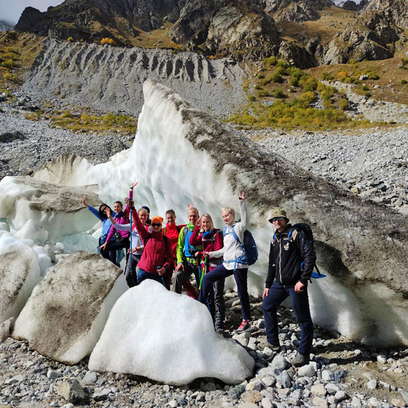 Северная Осетия Цейский ледник фото туристы