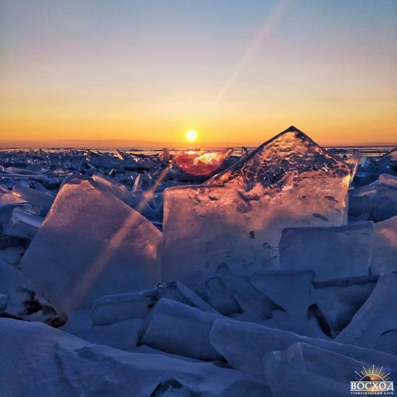 Байкал утро солнце зима лед