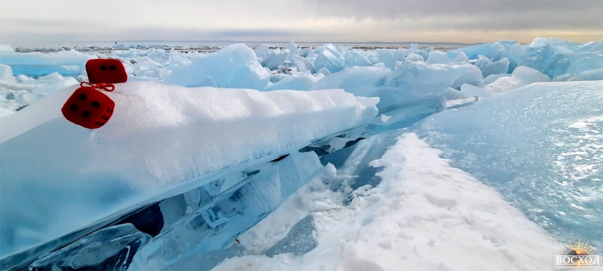 Байкал лед голубой март