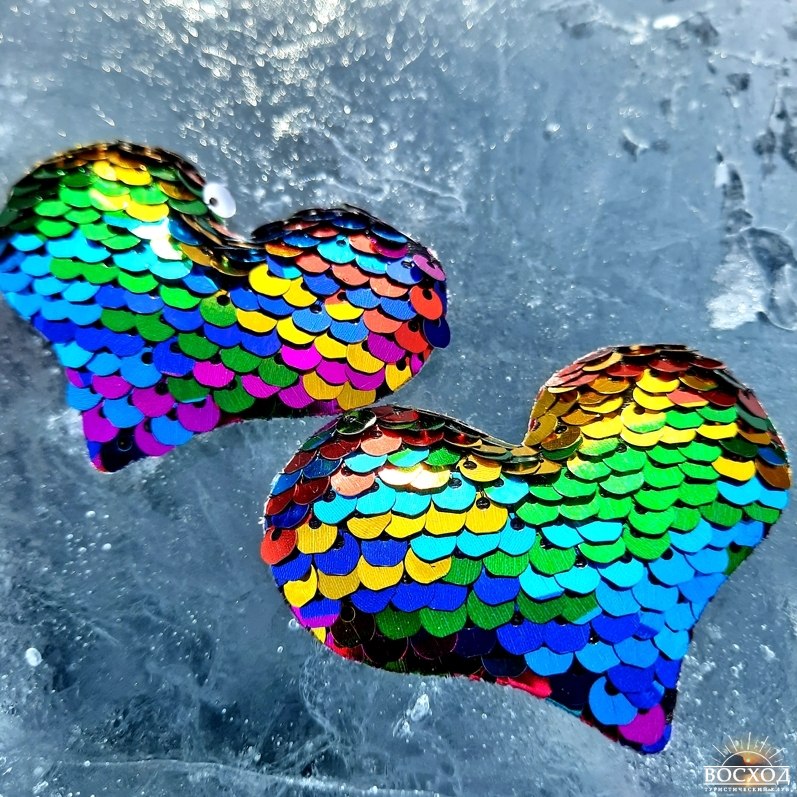 Байкал сердце цветное лед фото
