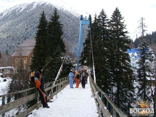 Домбай. Мост в Домбае зимой