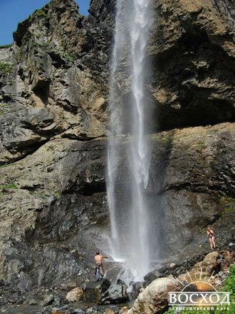 Домбай. Птышский водопад