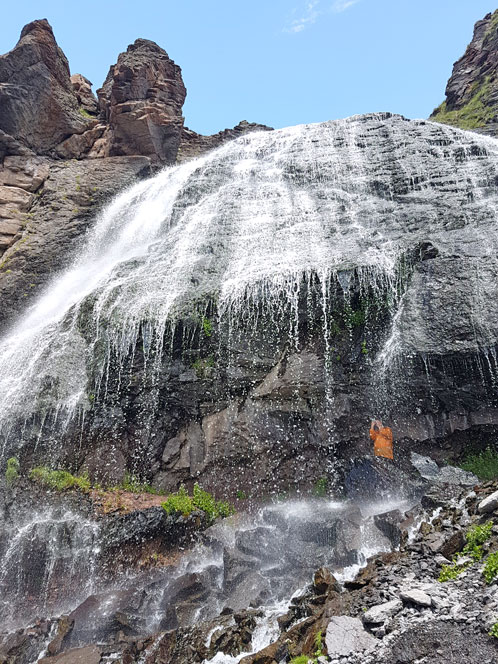 Уллу-Тау. Водопад Девичьи косы фото летом